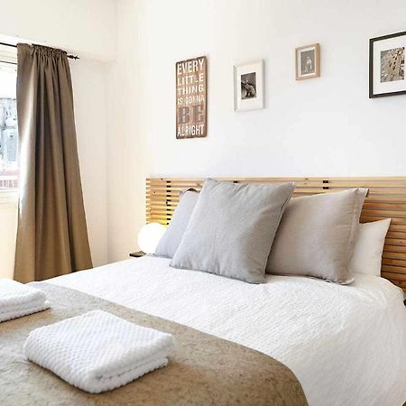 Apartamento SAGRADA FAMILIA VIEWS Nos preocupa su seguridad Barcelona Exterior foto